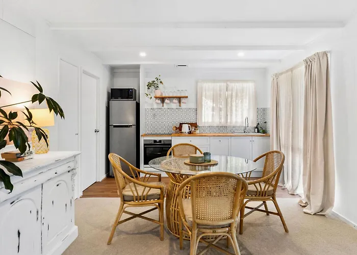 The Cottage- Pet Friendly, Golf, Ocean And River!