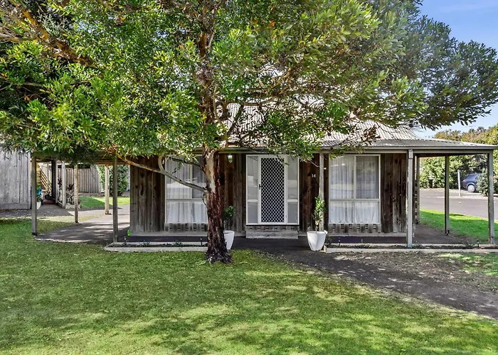 The Cottage- Pet Friendly, Golf, Ocean And River!